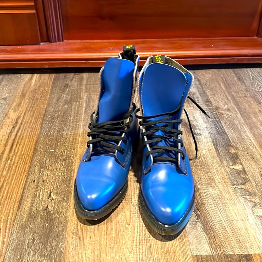 COPY - Dr Martens women’s 1980 vintage pointed boot